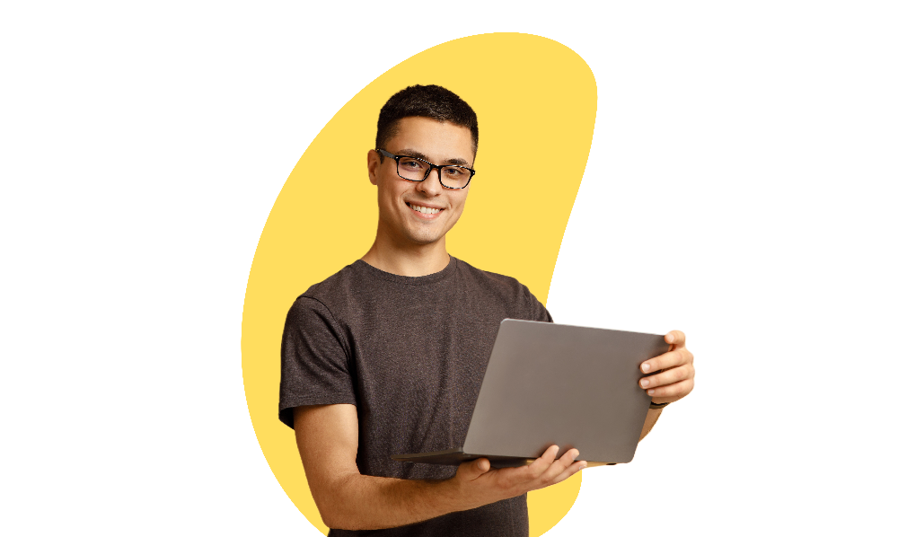 young worker smiling with laptop-1